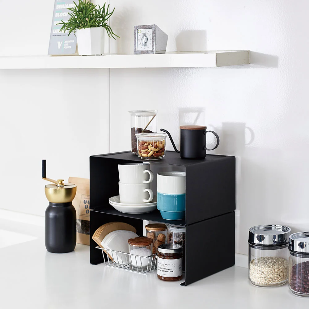 Stapelbares schwarzes Metallregal Küche Yamazaki – Bild 5